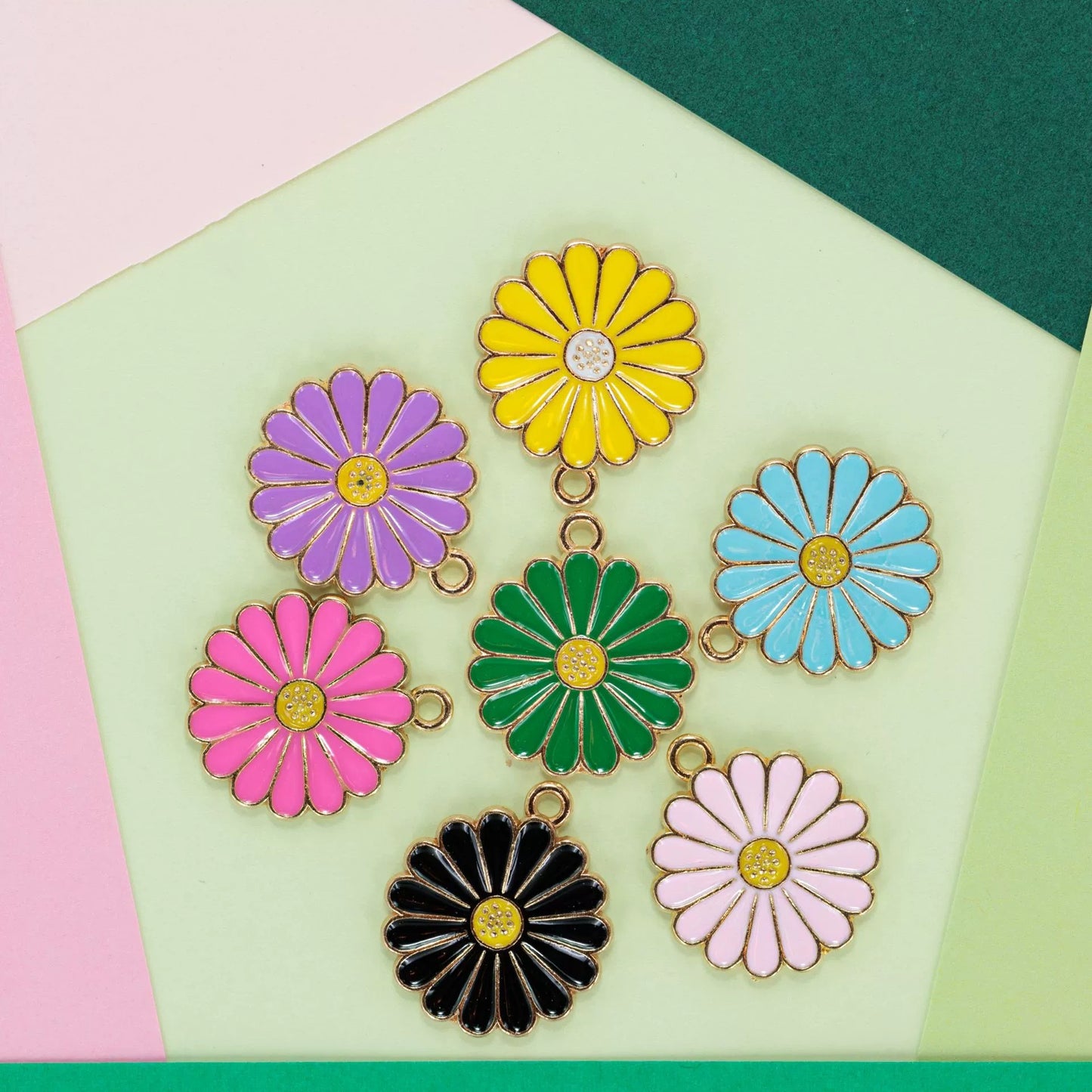 P-21 Daisy Pendant