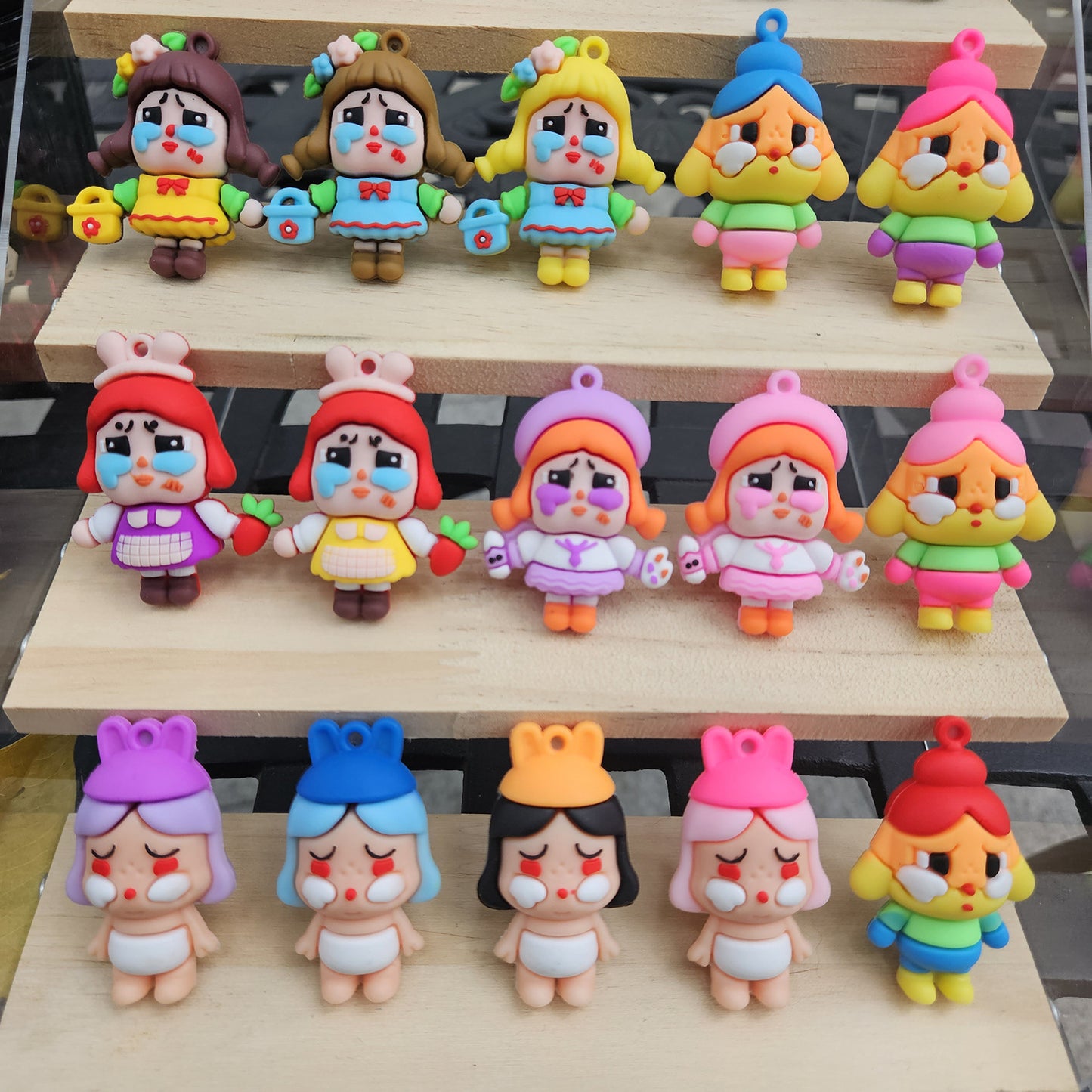 D-44 Mix Cry Baby Keychain Charms (color dots
