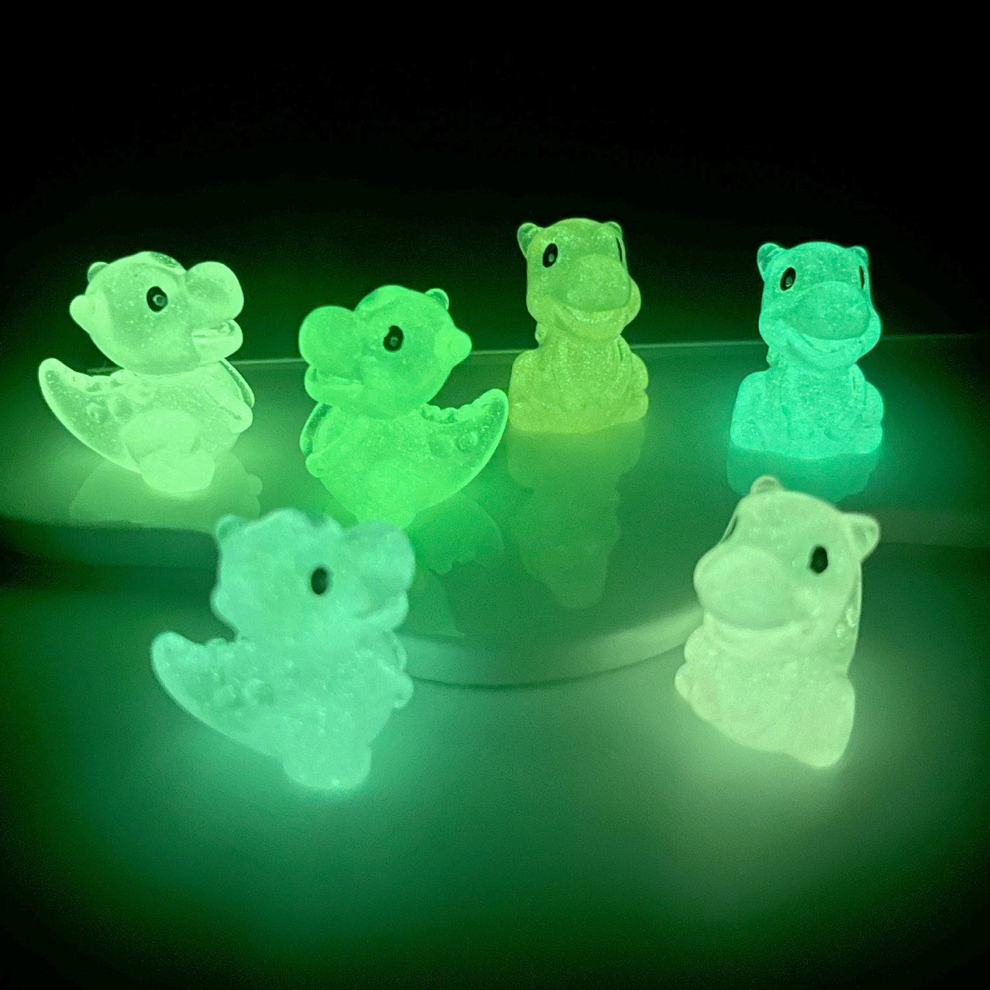 C-77 Luminous Holding egg dragon (6styles