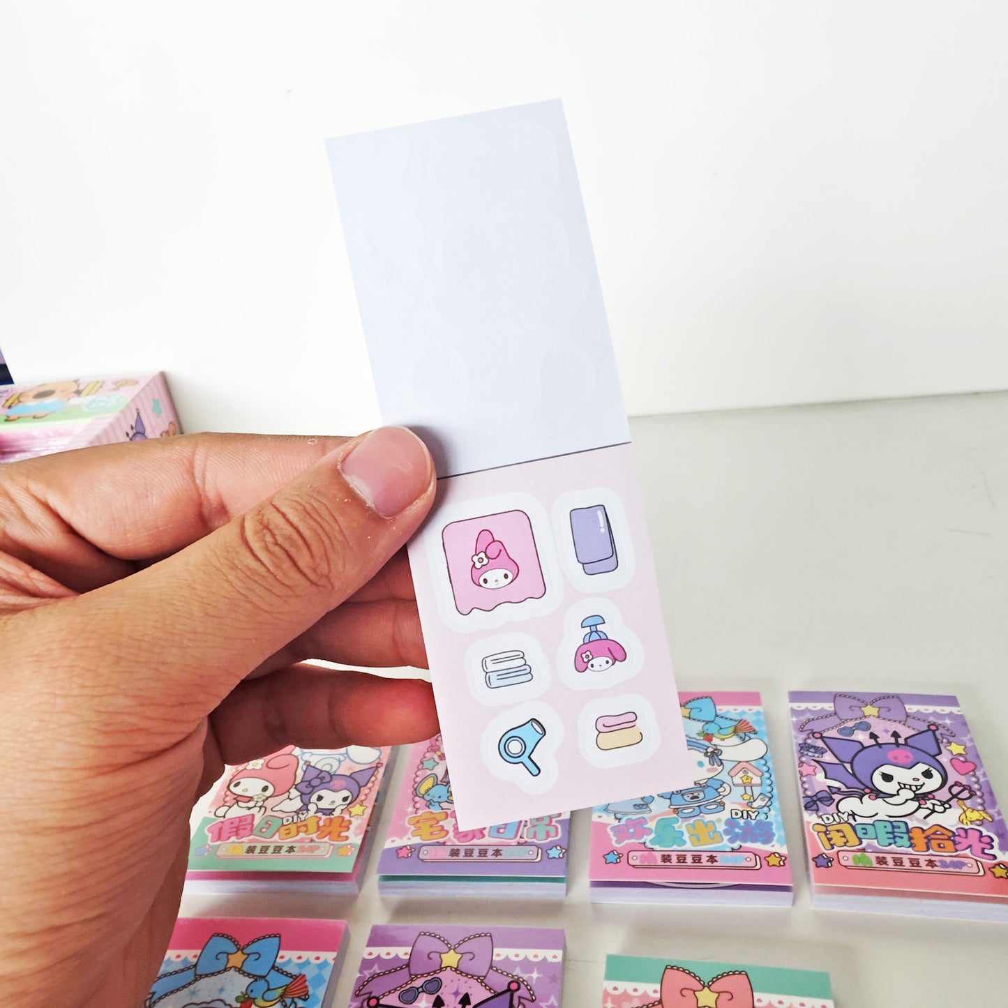 Y-02 Sanrio Tiny Note book (color dots