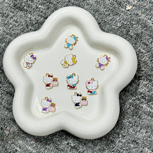 P-18 HK Lovely Pendant